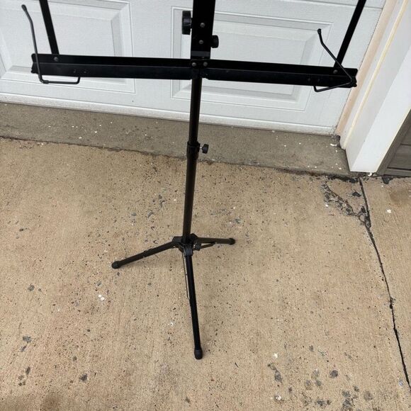 ChromaCast Music Stand - Picture 4 of 5